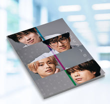 画像をギャラリービューアに読み込む, K4カンパニー写真集 COMPASS